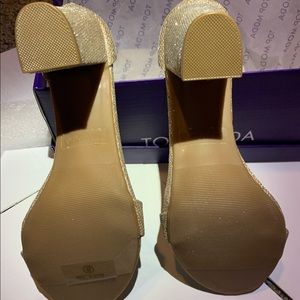 Glitter beige heels 👠